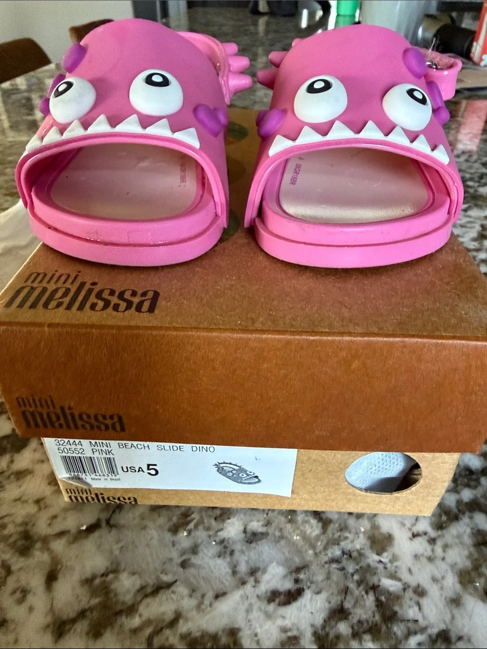 Mini Melissa mini beach Dino slide